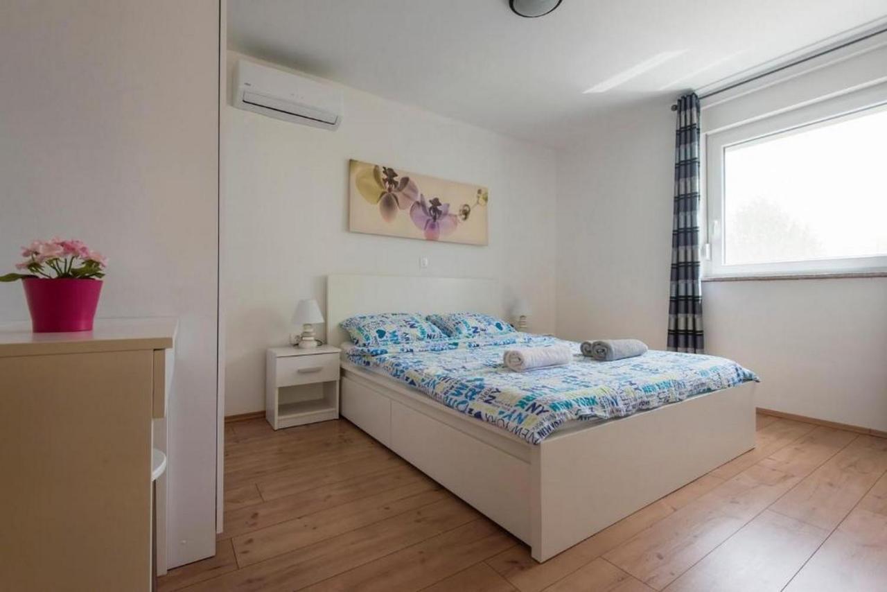 Apartments Villa Ema Zadar Luaran gambar